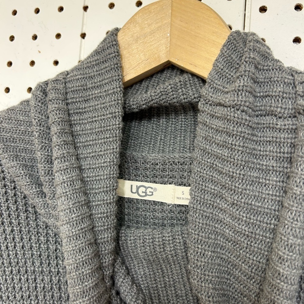 Ugg Cowl Neck Short Sleeve Sweater - Picture 6 of 8